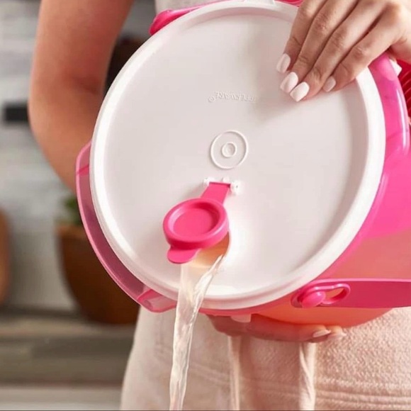 Tupperware Pink 5 Qt. Canister with Handle - Picture 2 of 2